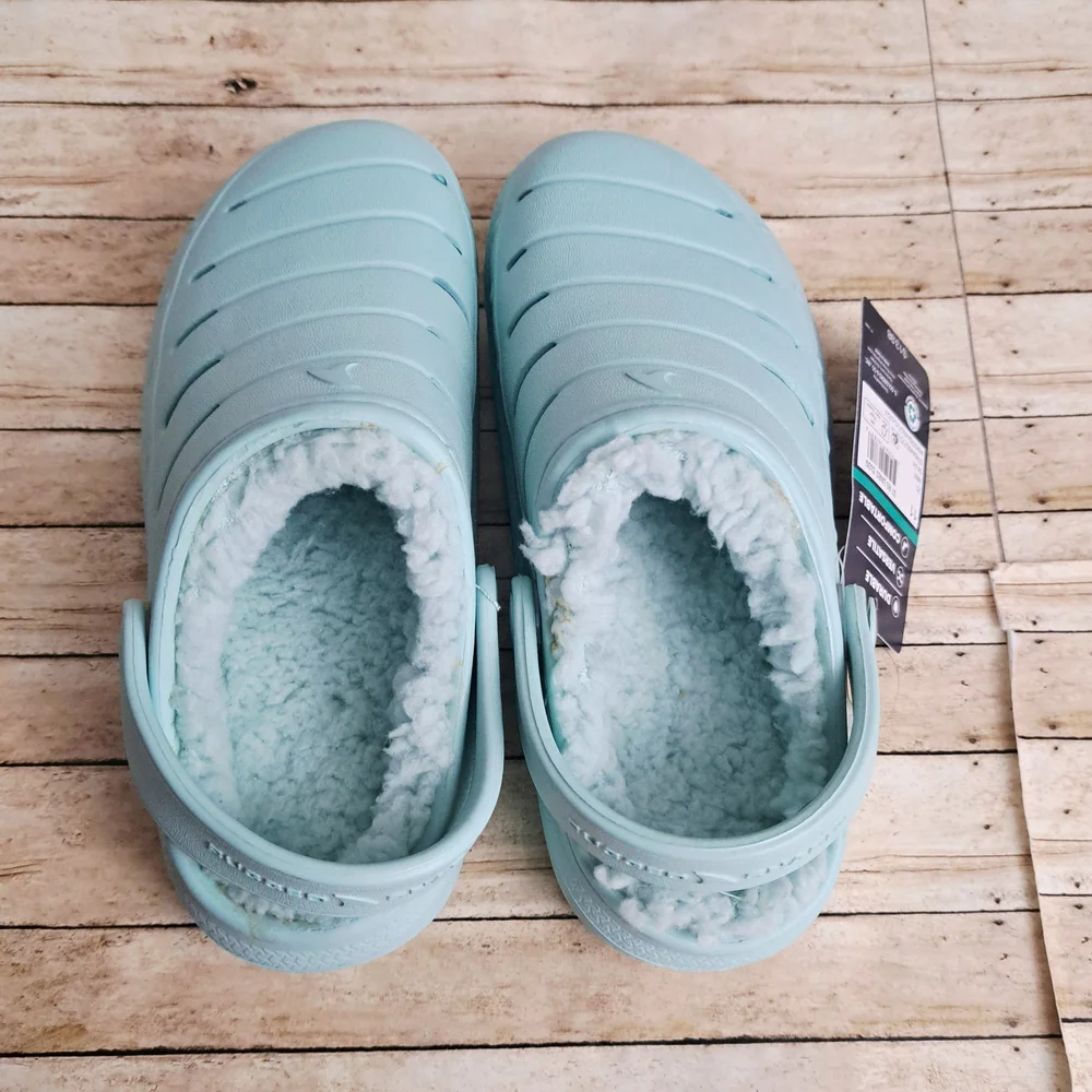 Rugged Shark Unisex Toddler Kids Mint Green Fleece-Lined Clogs Slippers